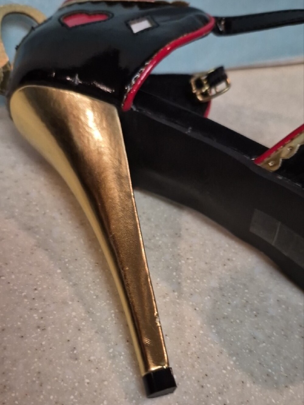 Leg Avenue Black Patent Platform Heels with Red Bow and Gold Heel - Picture 8 of 10